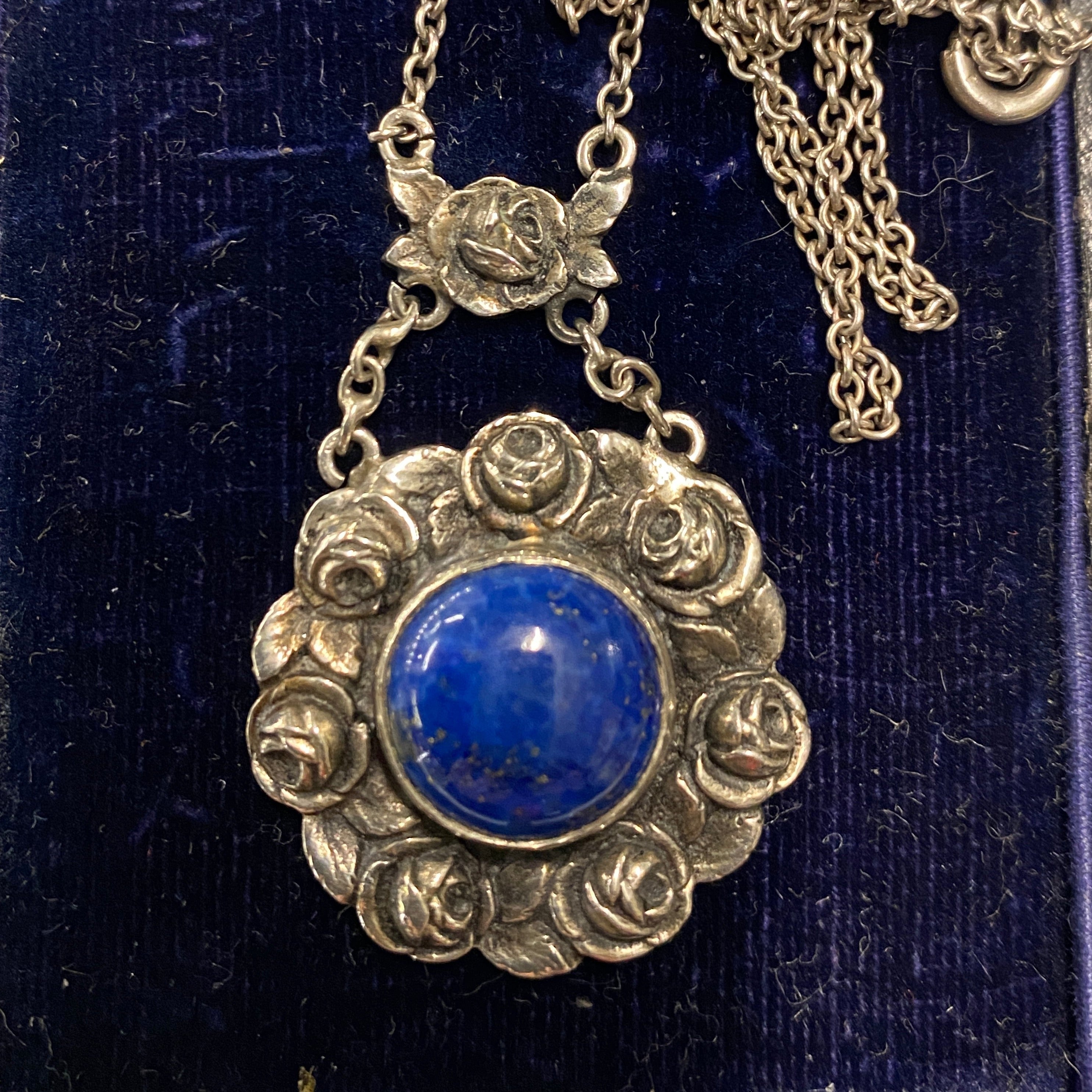 Early 20th Century Italian Lapis Lazuli Necklace.