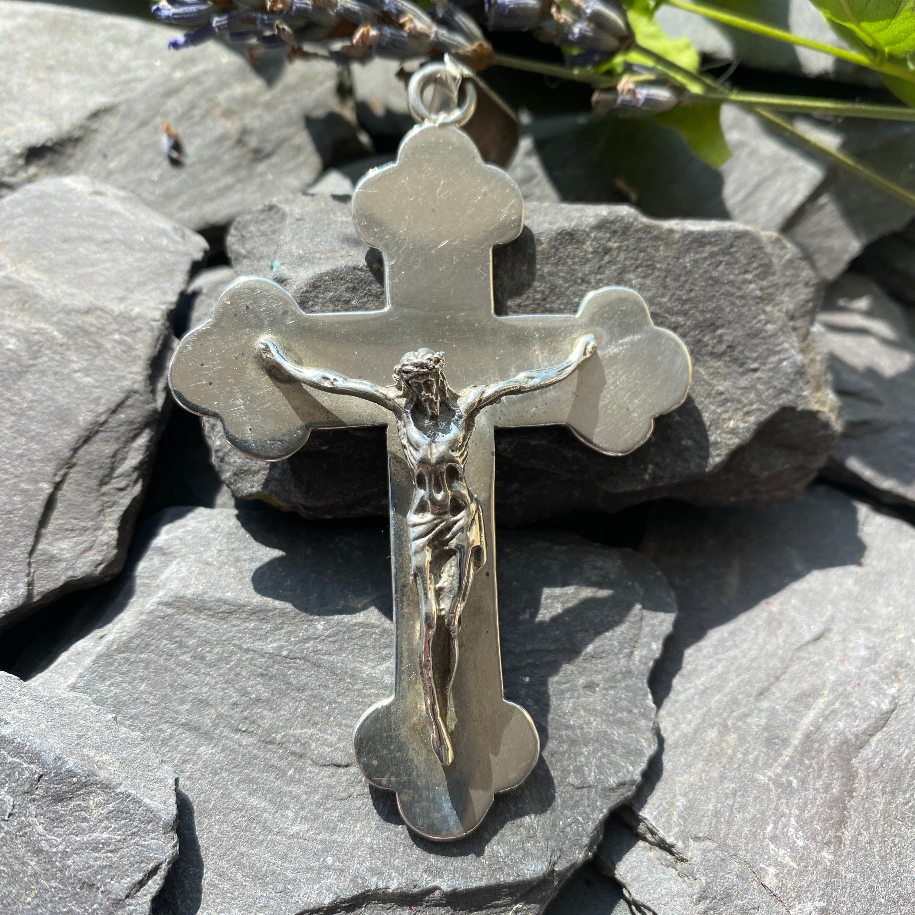 Vintage Silver Crucifix Pendant.