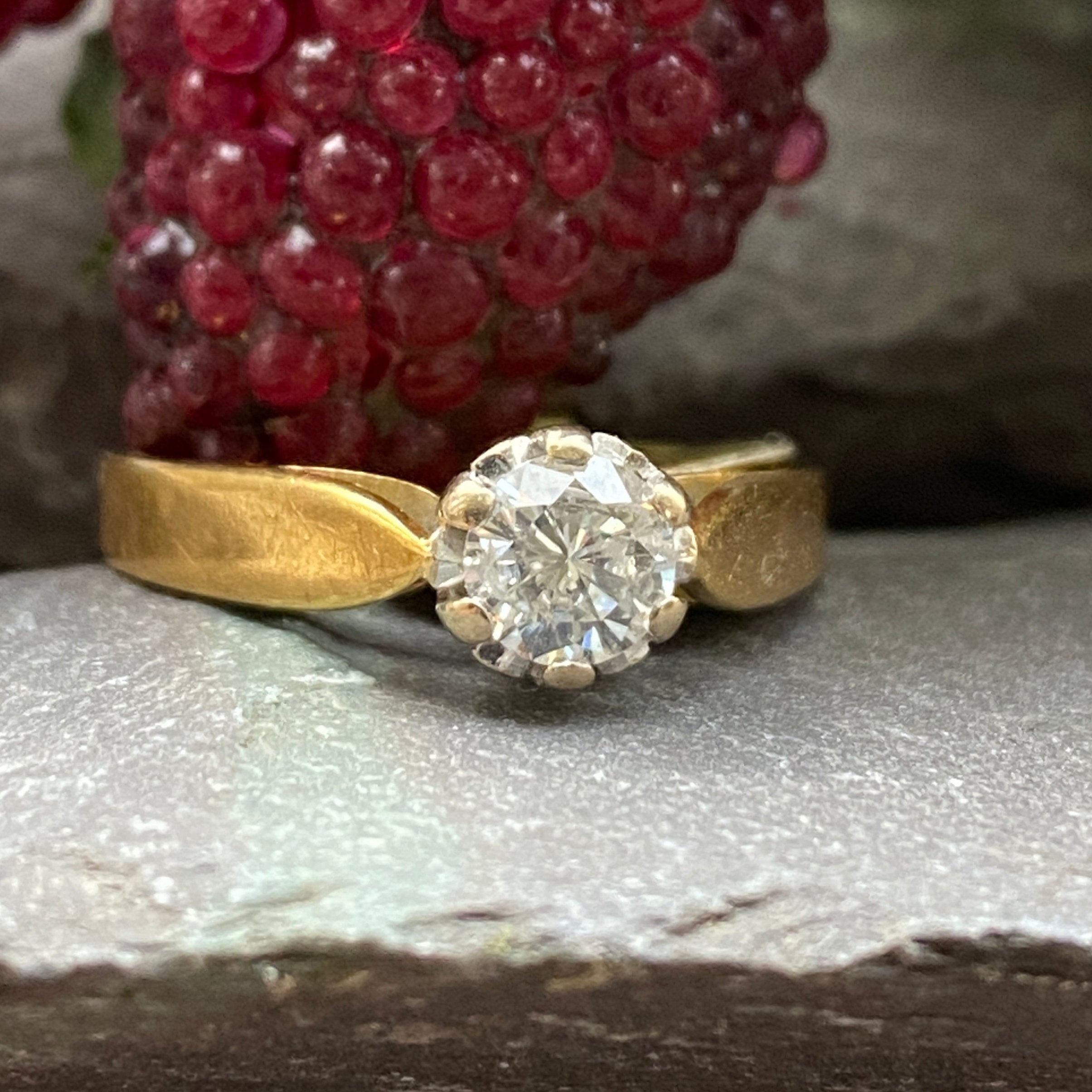 Vintage 18ct Gold Solitaire Diamond 0.40ct Ring Size K 1/2 or 5 1/2 (US) Hallmarked Birmingham 750.