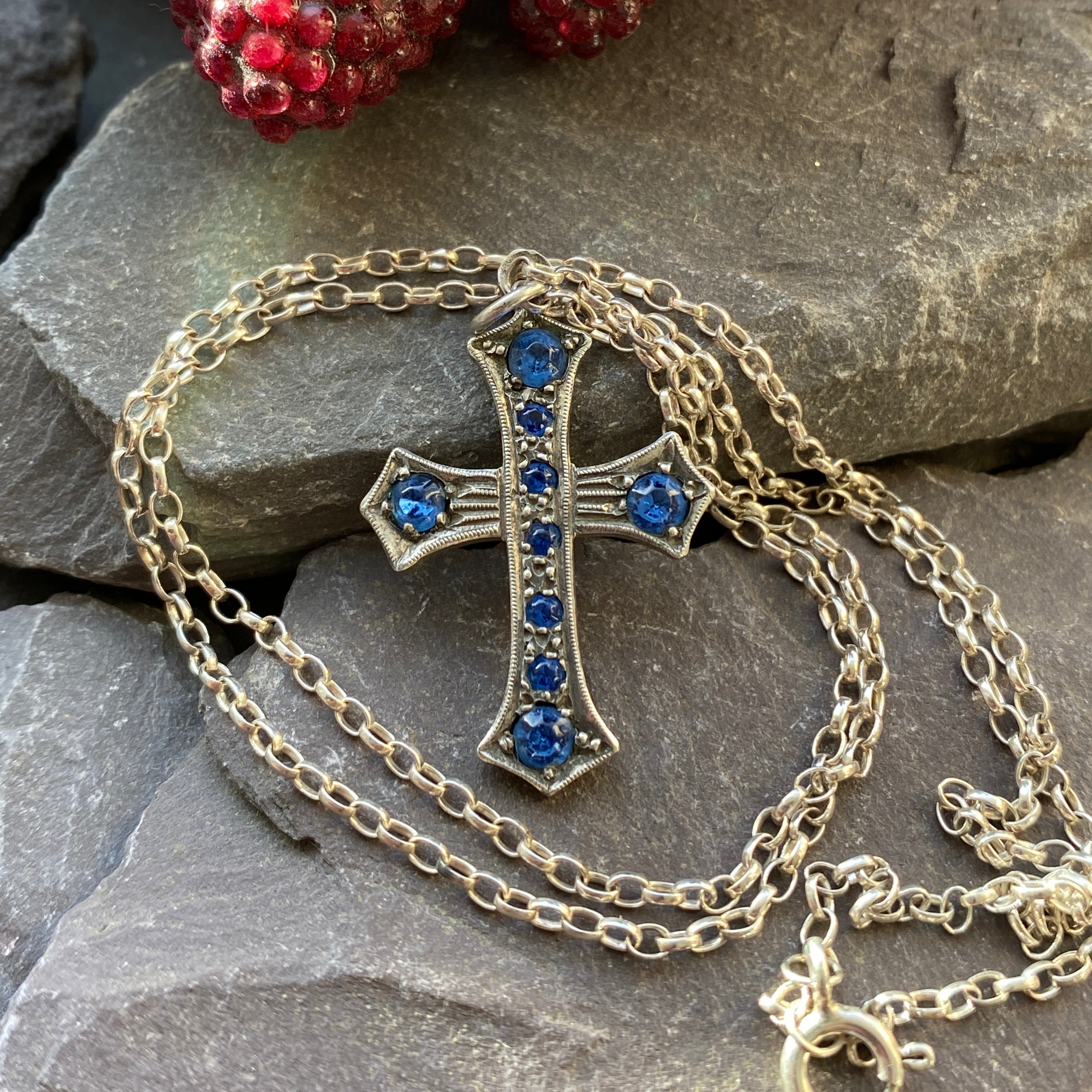 Art Deco Sterling Silver Cross & 18 Inch Chain Set With Blue Paste Stones.