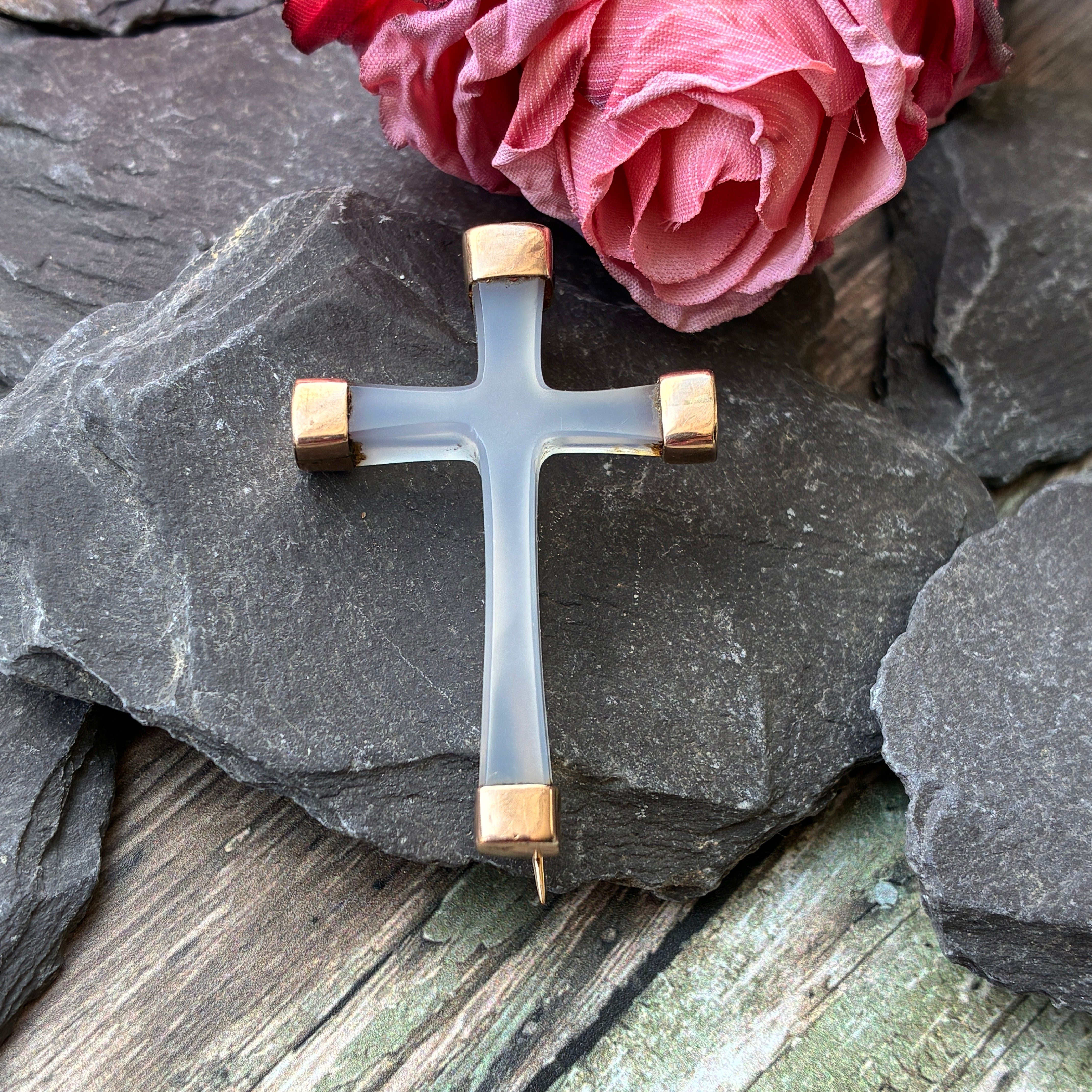 Victorian Chalcedony & 9ct Gold Cross Brooch- religious Jewellery.