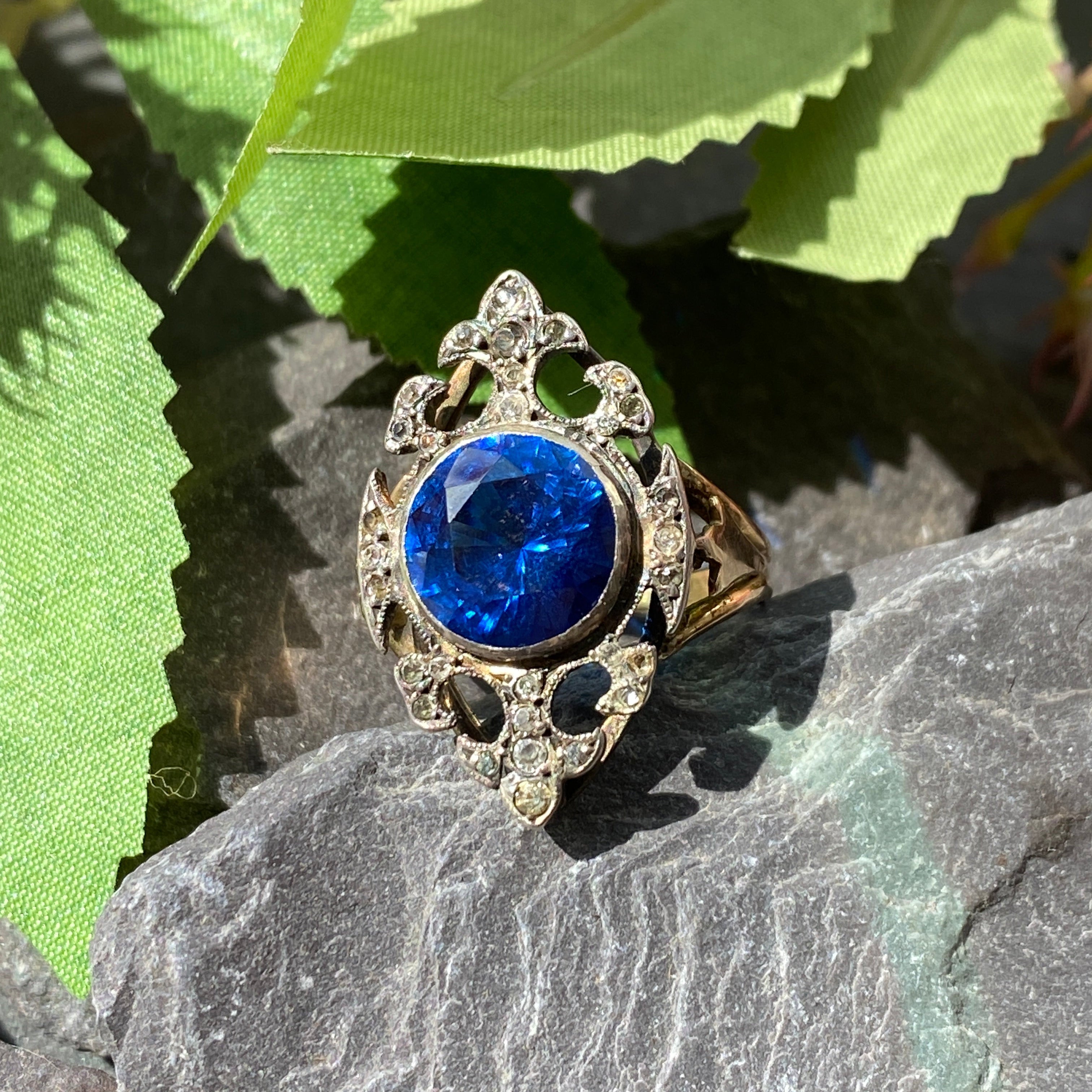 Art Deco 9ct Gold Ring Set With Blue Spinel & Paste in Silver Size K 1/2 or 5 1/2 US.