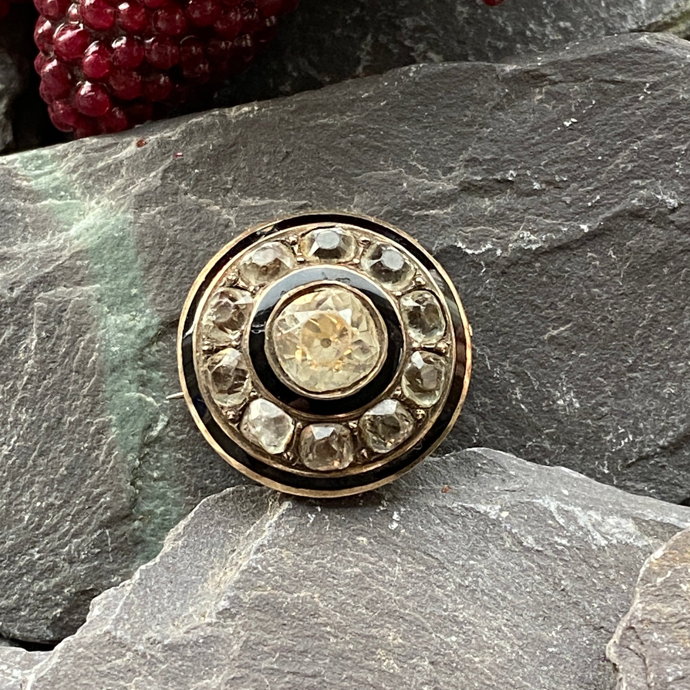 Victorian 9ct & Silver Paste Brooch with black enamel detail.