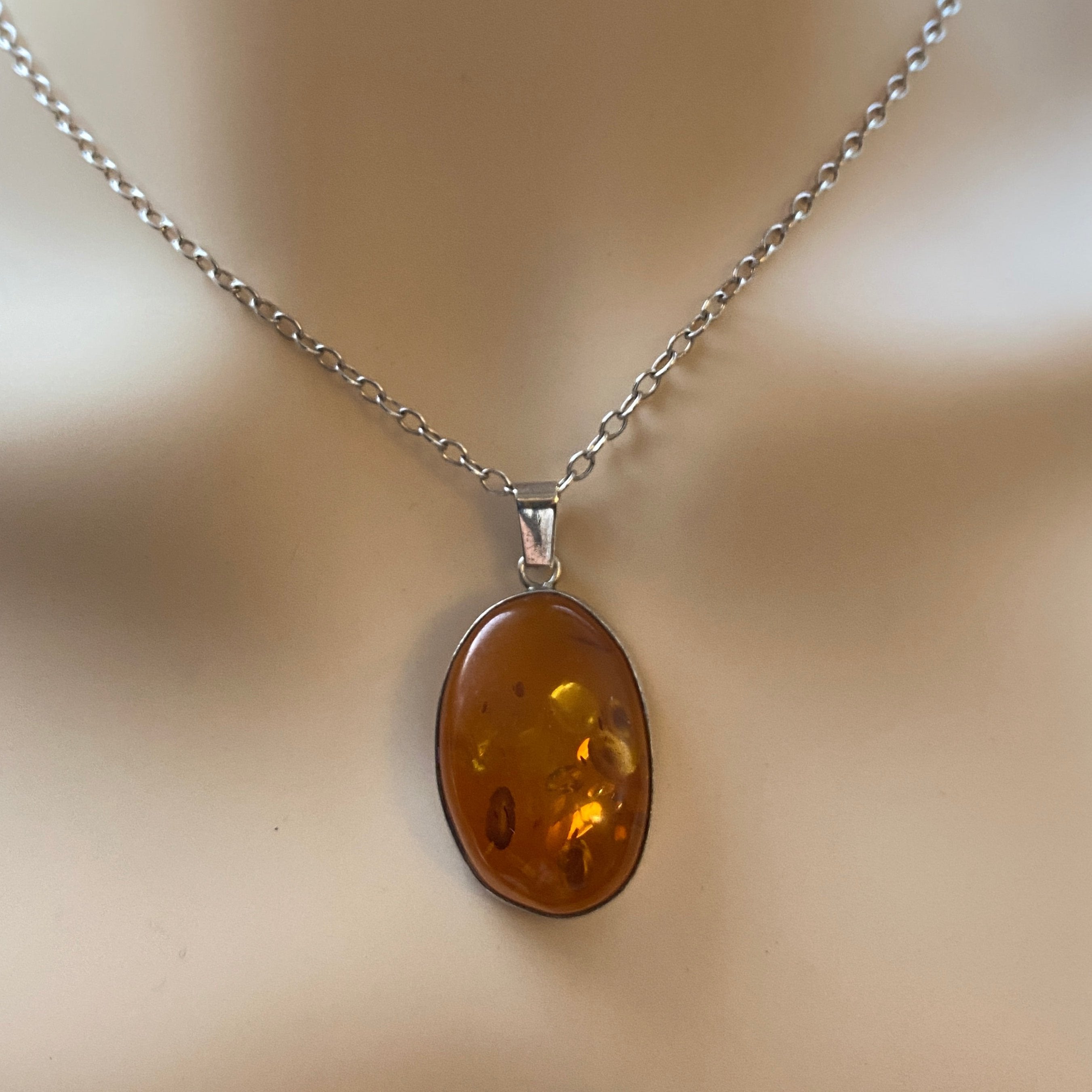 Vintage Amber And Silver Pendant & 24" Chain.