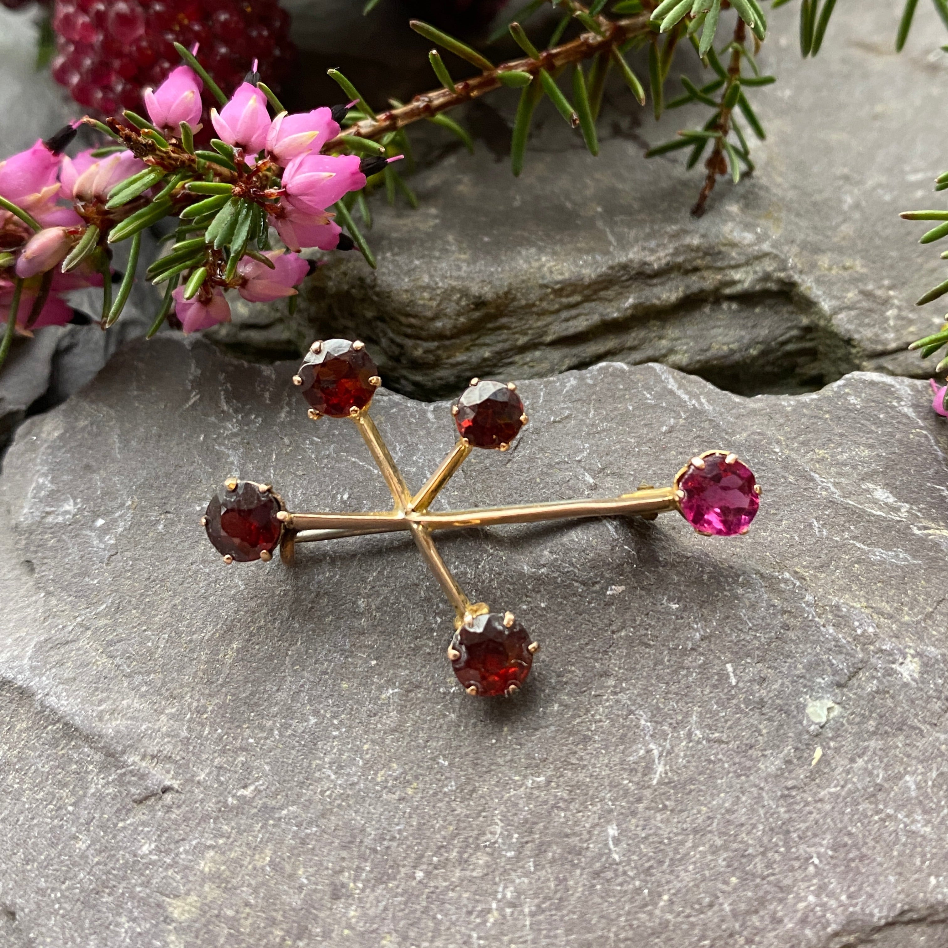 Antique Southern Cross Constellation Brooch In 9ct Gold & Garnet.