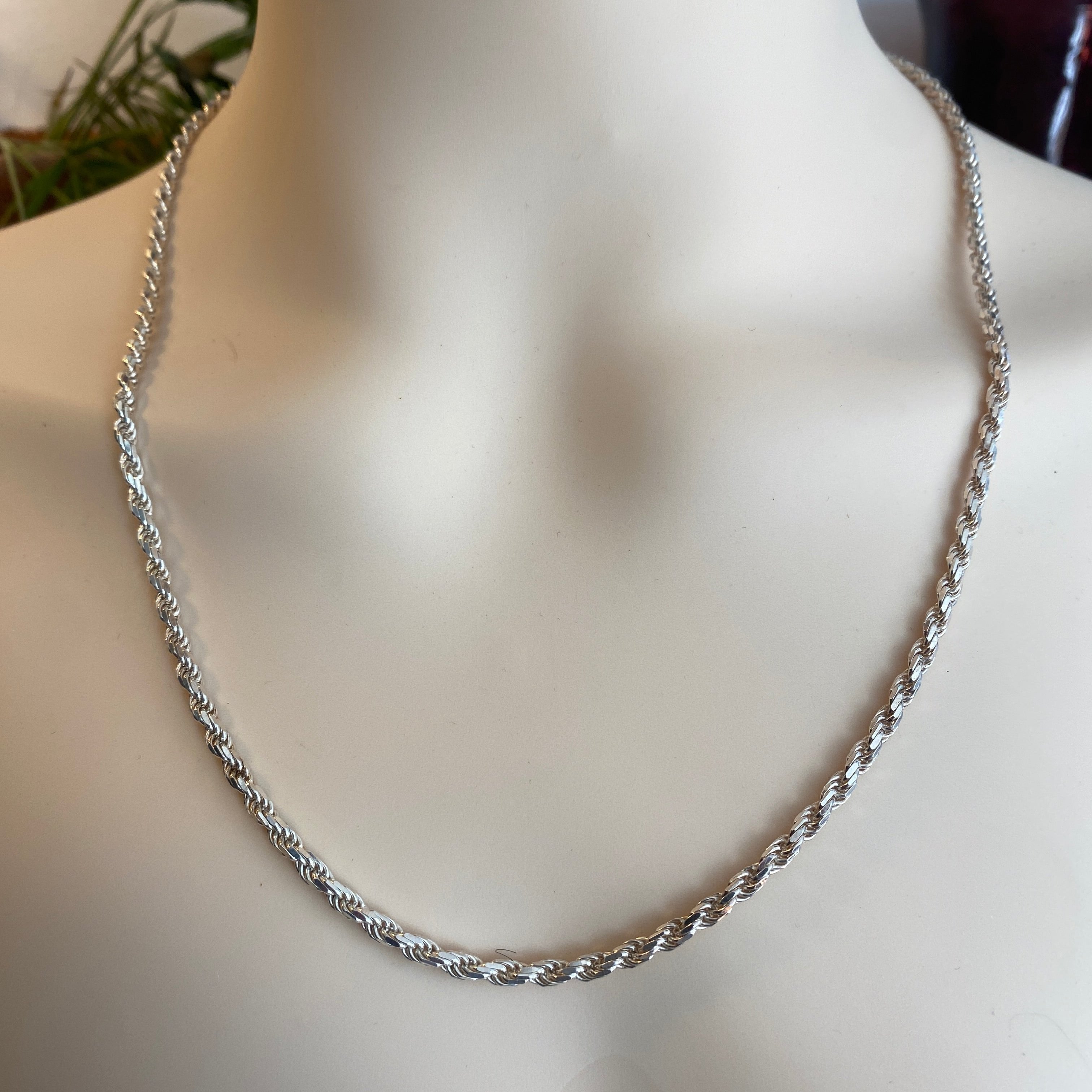 Sterling Silver Rope Link 24 Inch Necklace.