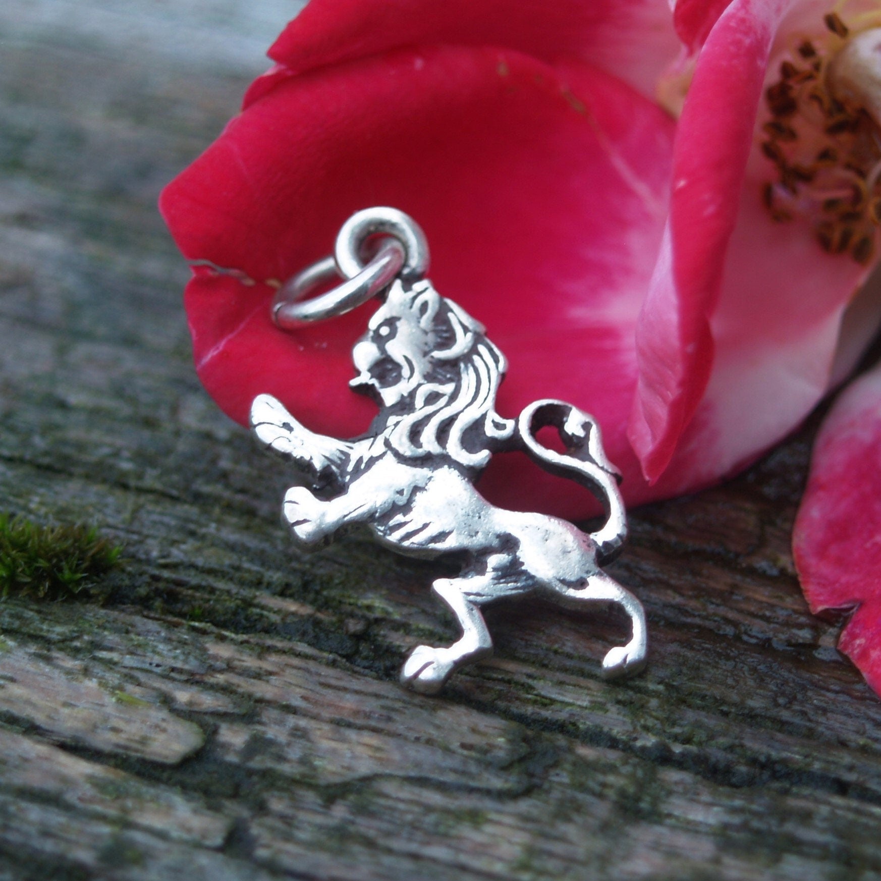 Vintage John Hart Iona Silver Lion Rampant Charm or Pendant.