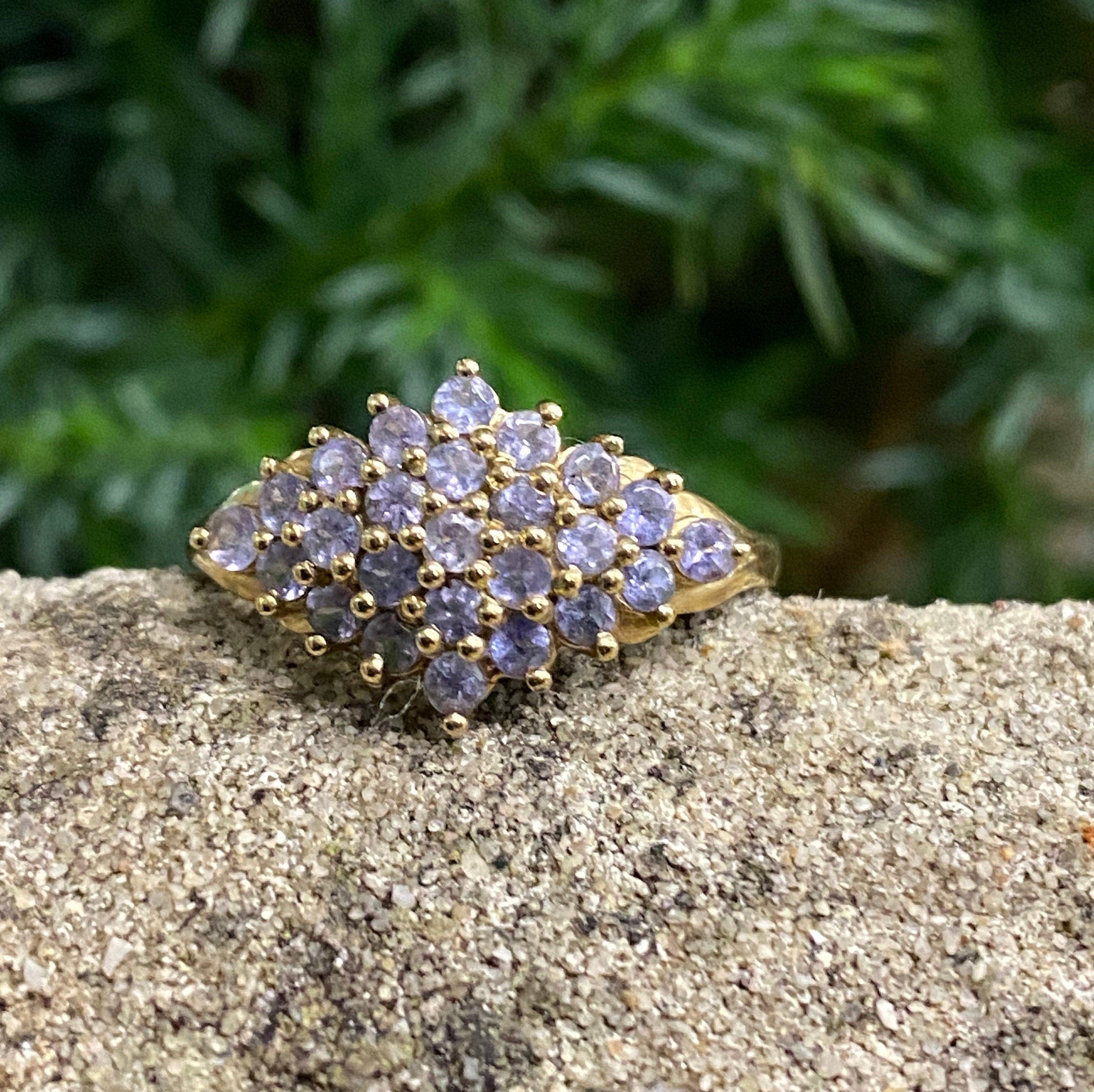 9ct Tanzanite Cluster Ring Hallmarked Size P 1/2 or 8 US.