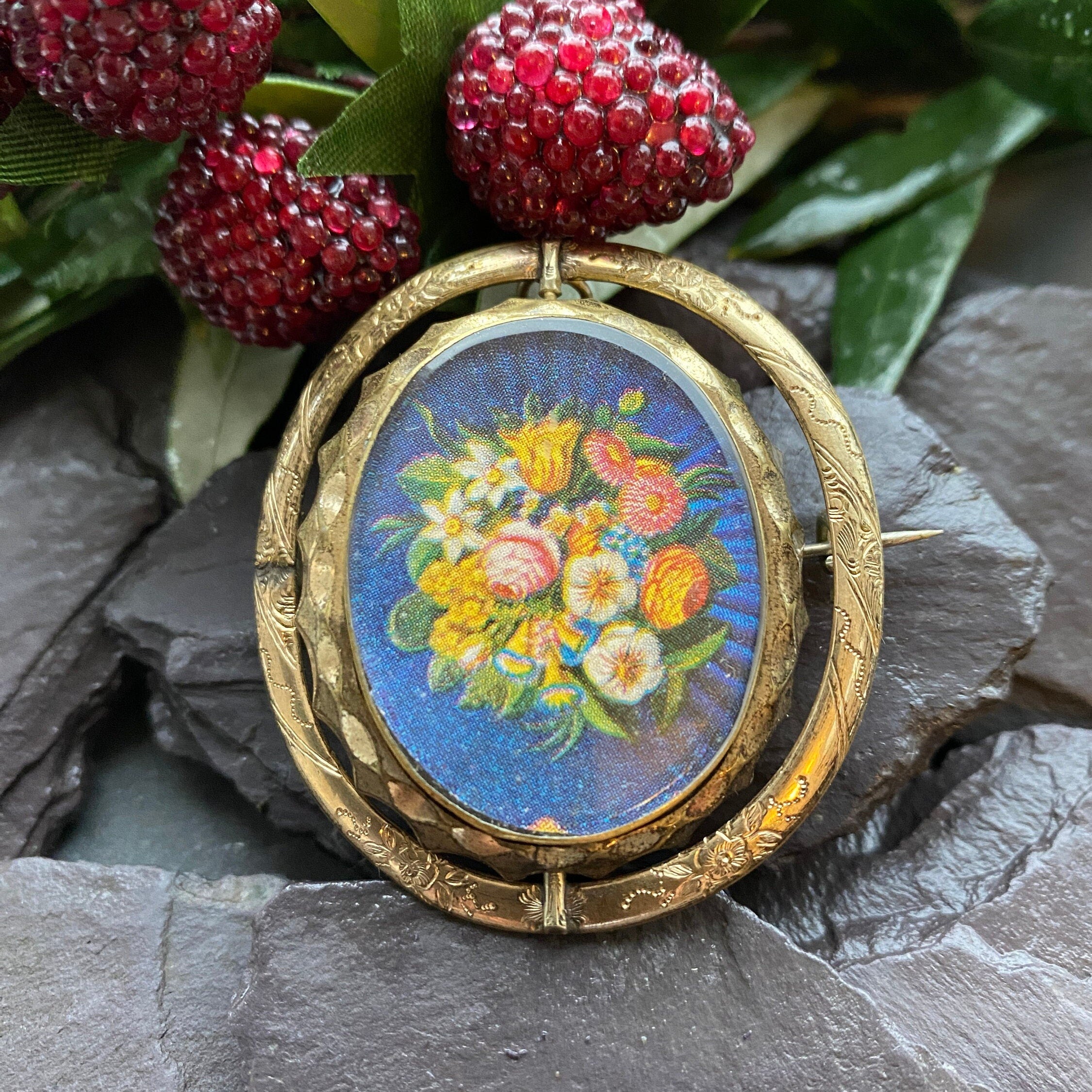 Antique Victorian Gilt Large Swivel Photograph Locket Brooch.