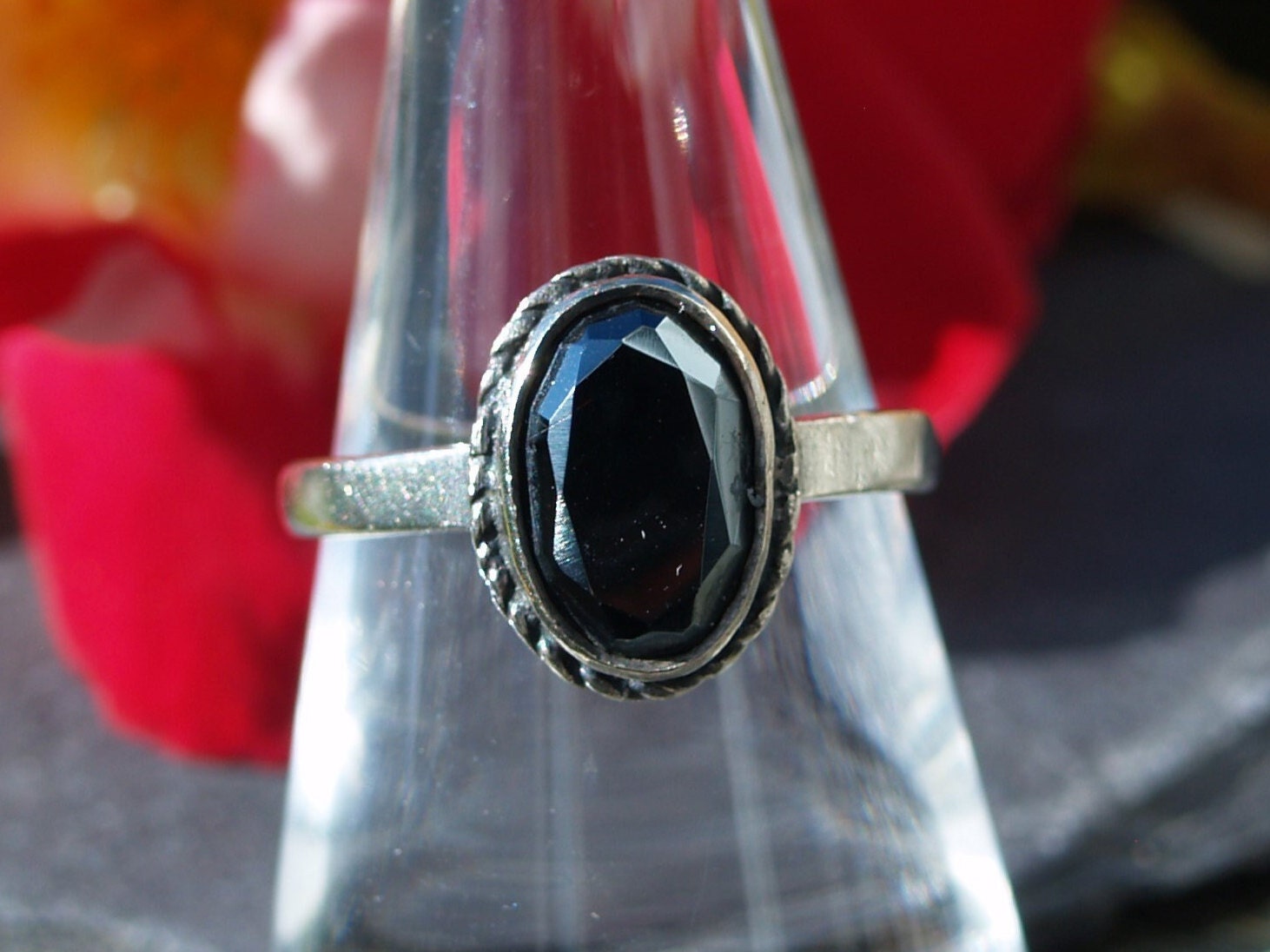 Vintage Sterling Silver & Haematite Ring Size N 1/2 or 7 (US).