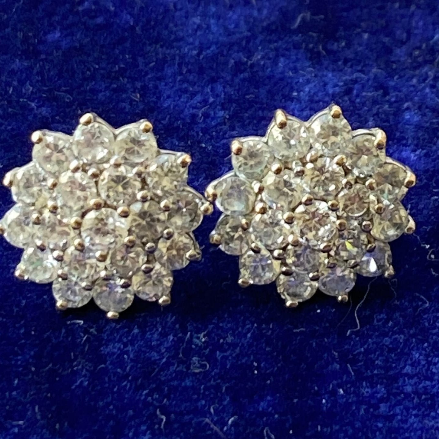 9ct Gold Cluster Stud Earrings Set with Cubic Zirconia