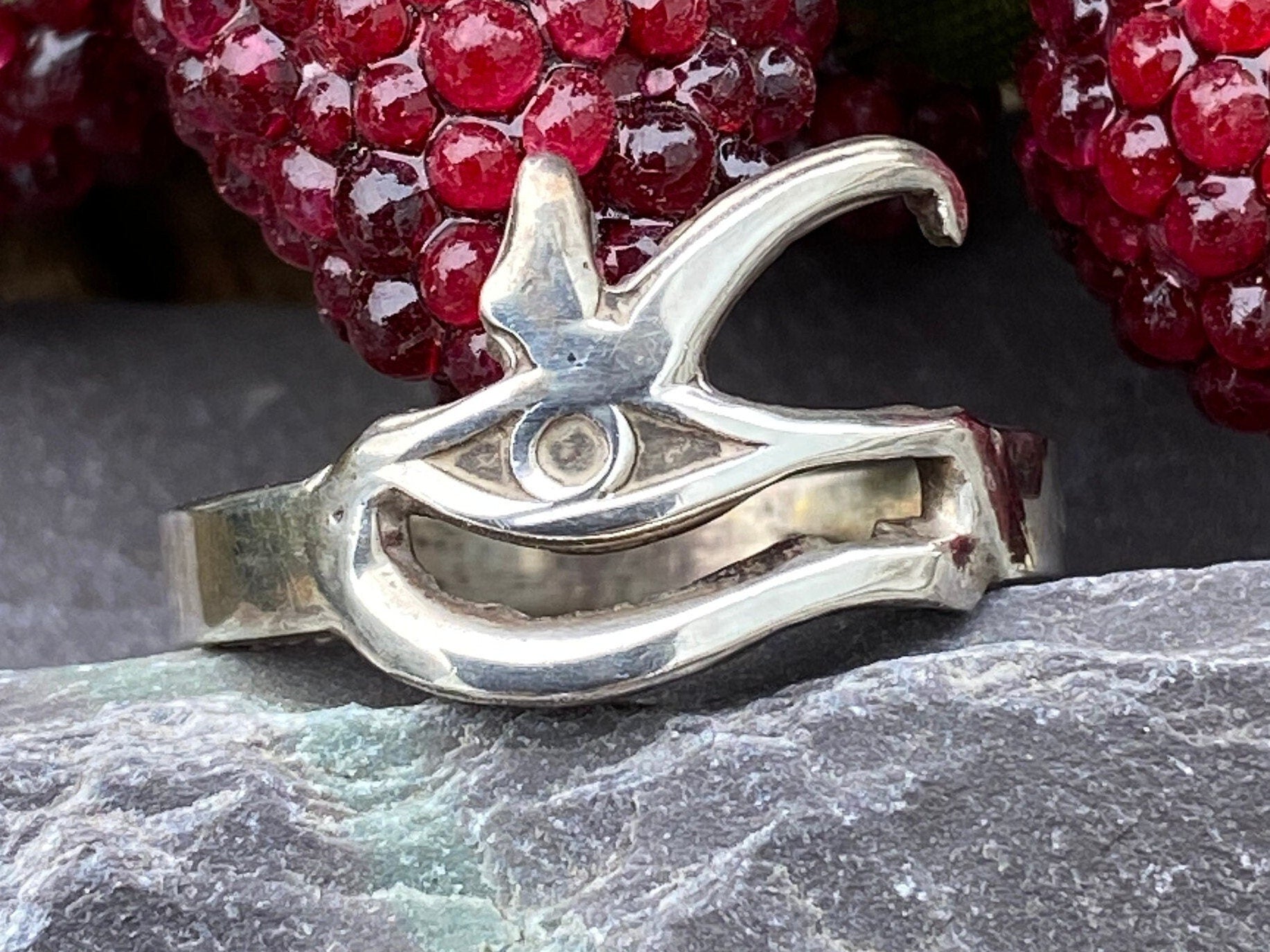 Sterling Silver Egyptian Eye of Horus Ring Size U or 10 1/4 US.