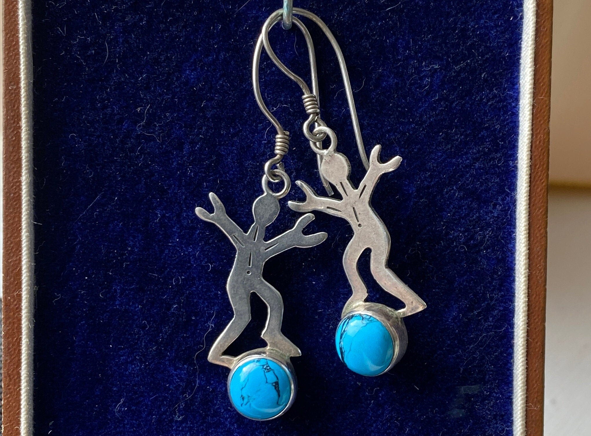 Vintage Sterling Silver & Turquoise Drop Earrings.