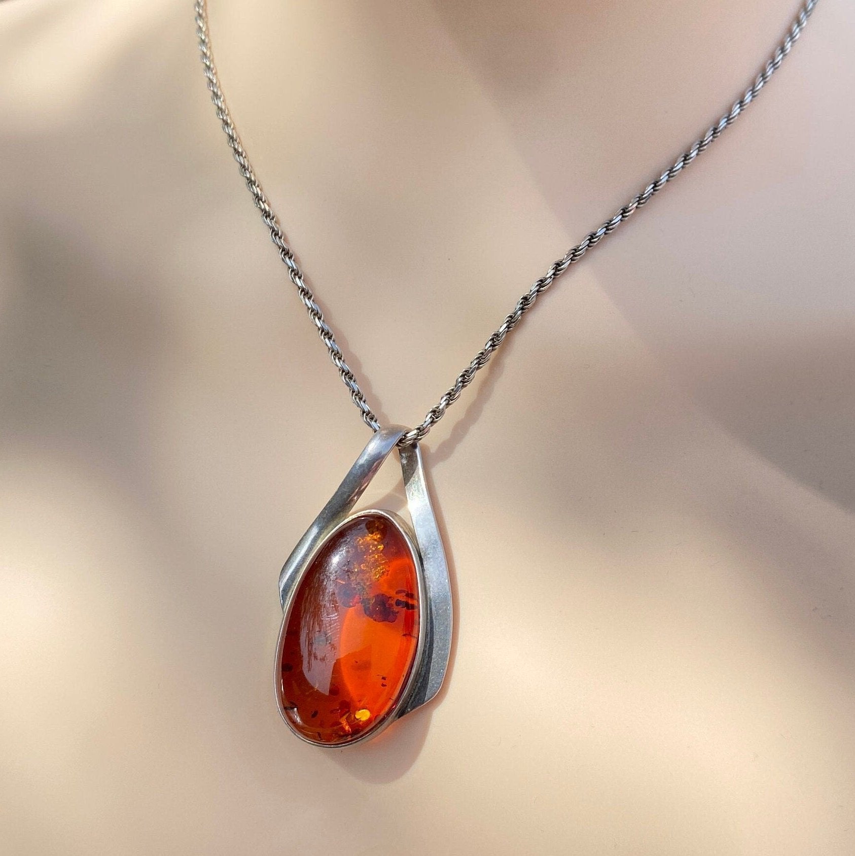 Large Sterling Silver Amber Pendant & Chain.