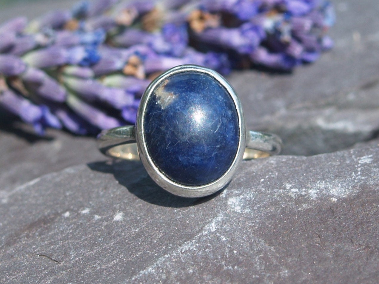 Vintage Sterling Silver Sodalite Ring.