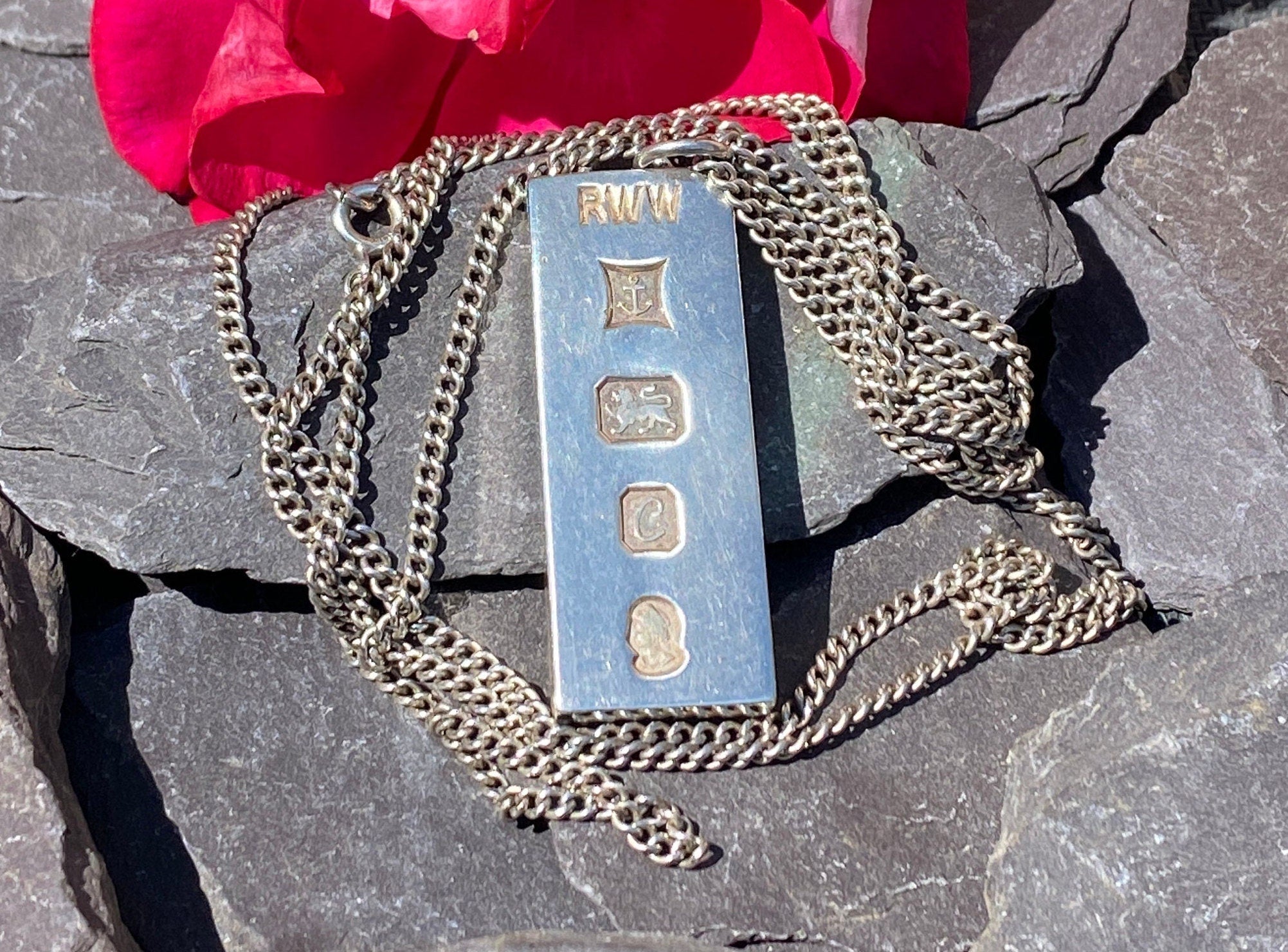 Vintage Silver Ingot Pendant & 34 Inch Chain.