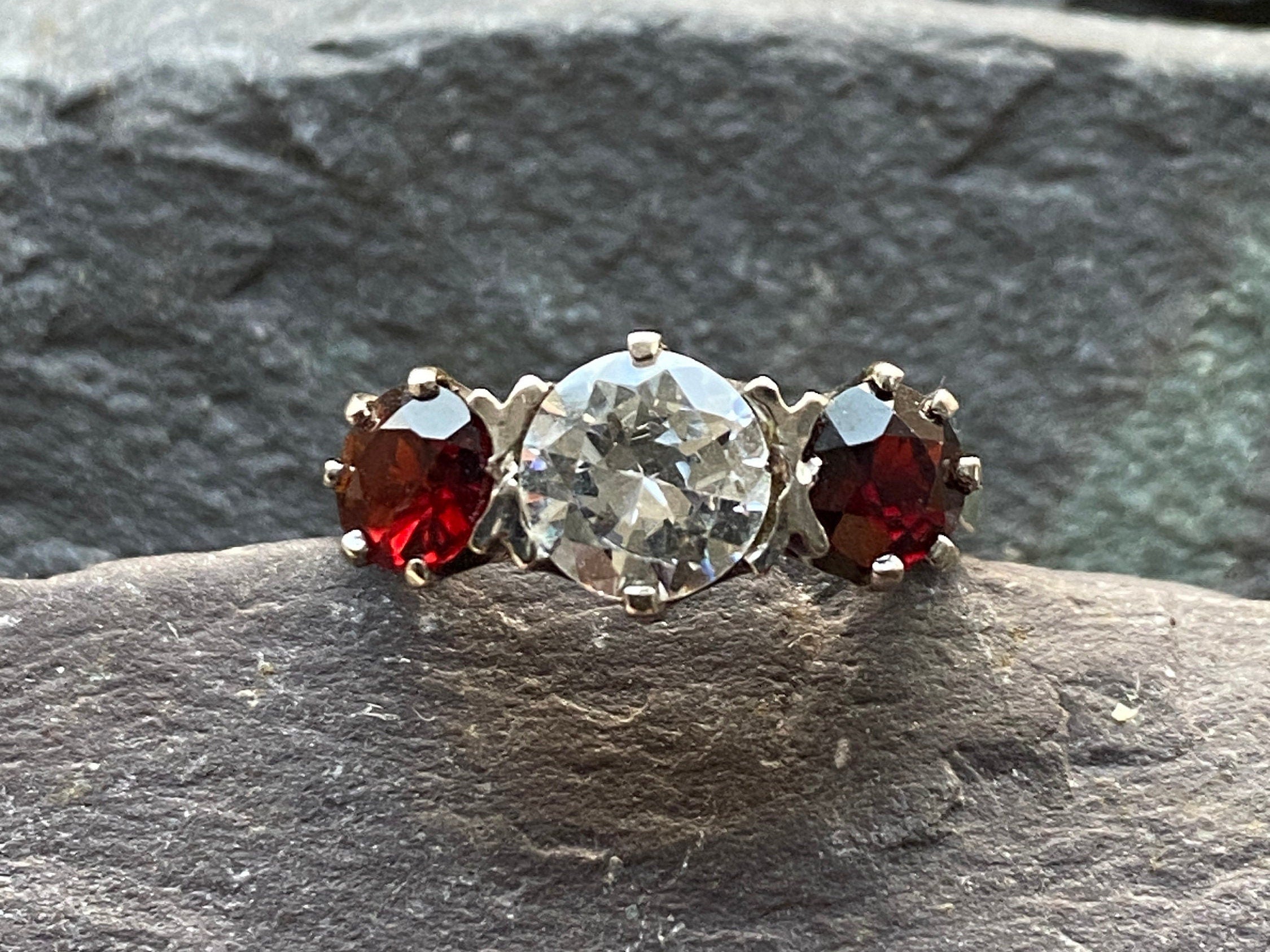 Sterling Silver Garnet & Cubic Zirconia Vintage Trilogy Ring Size L or 5 3/4 US.