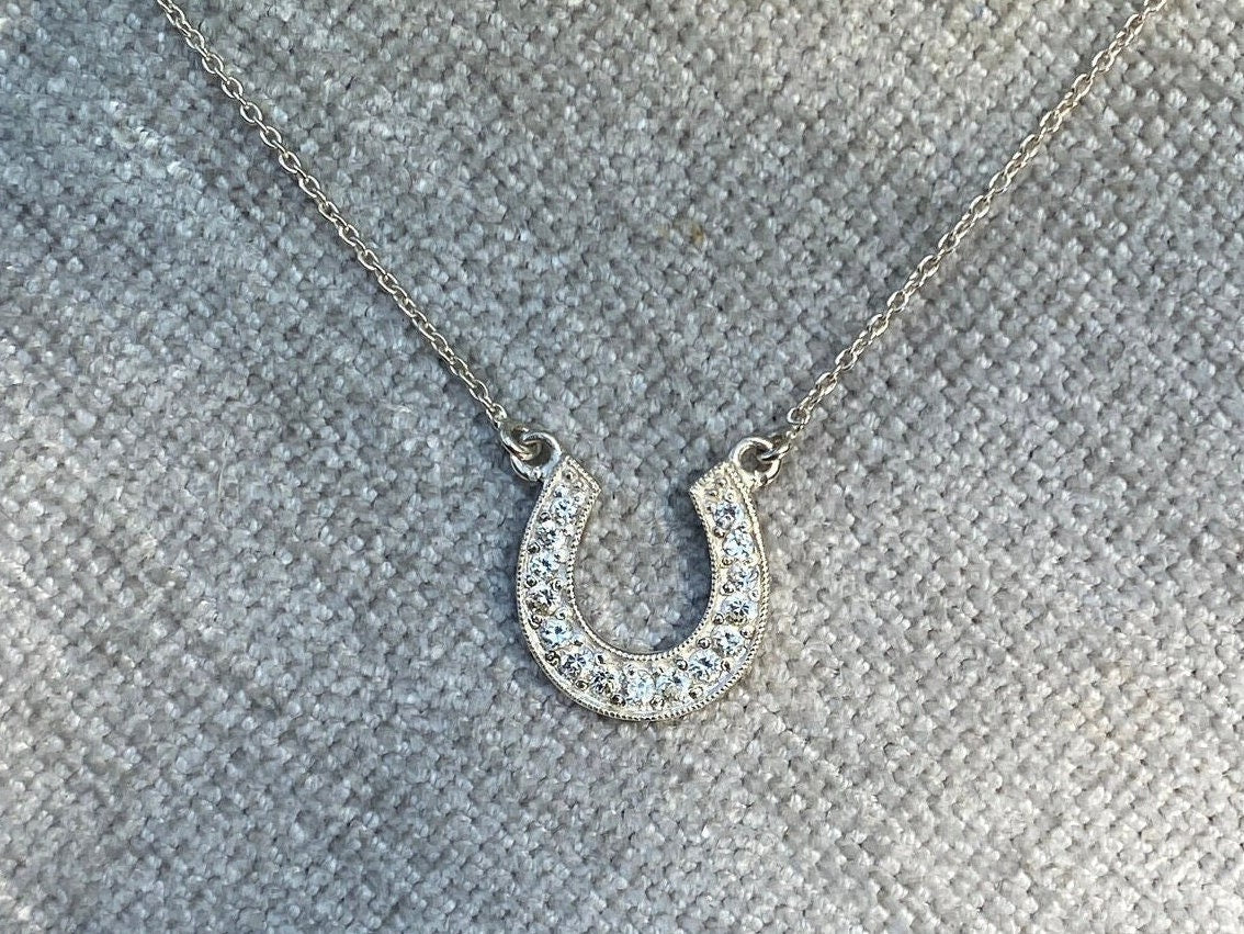 Sterling Silver & Cubic Zirconia Horseshoe 16 Inch Necklace.