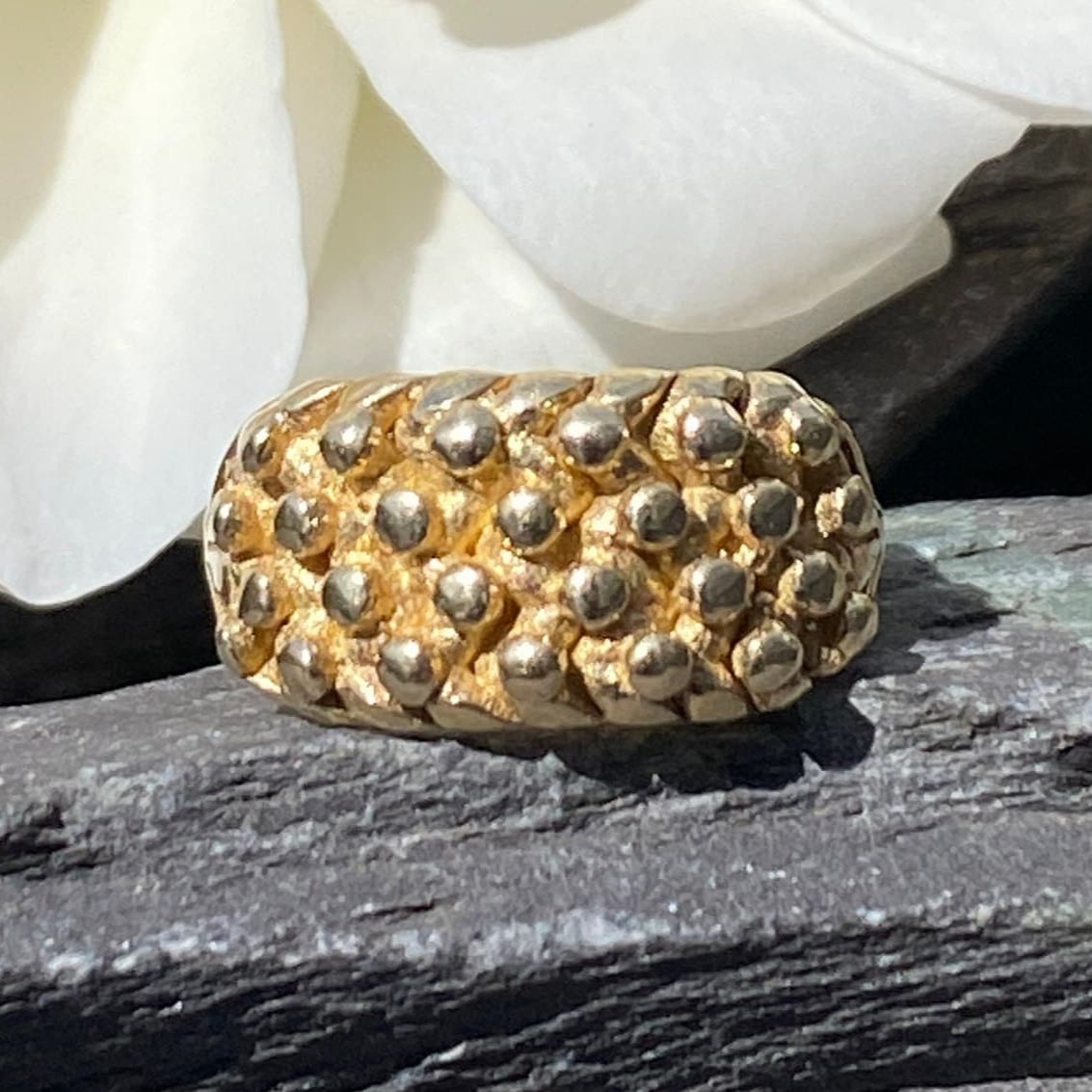 9ct Gold Baby's Keeper Ring Size B 1/2 or 1 1/4 US.