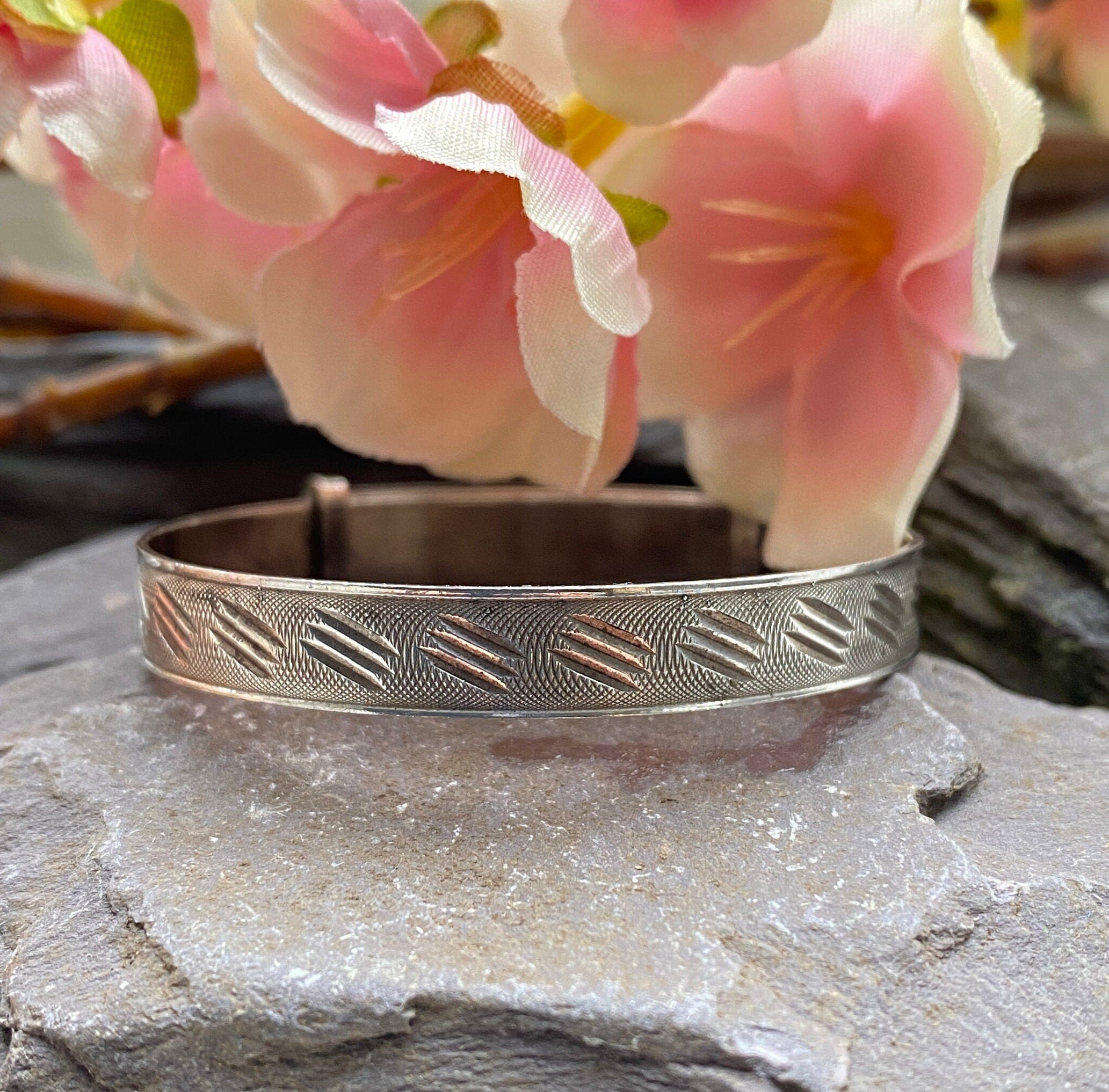 Vintage Sterling Silver Child’s Christening/Baby Shower Bangle.