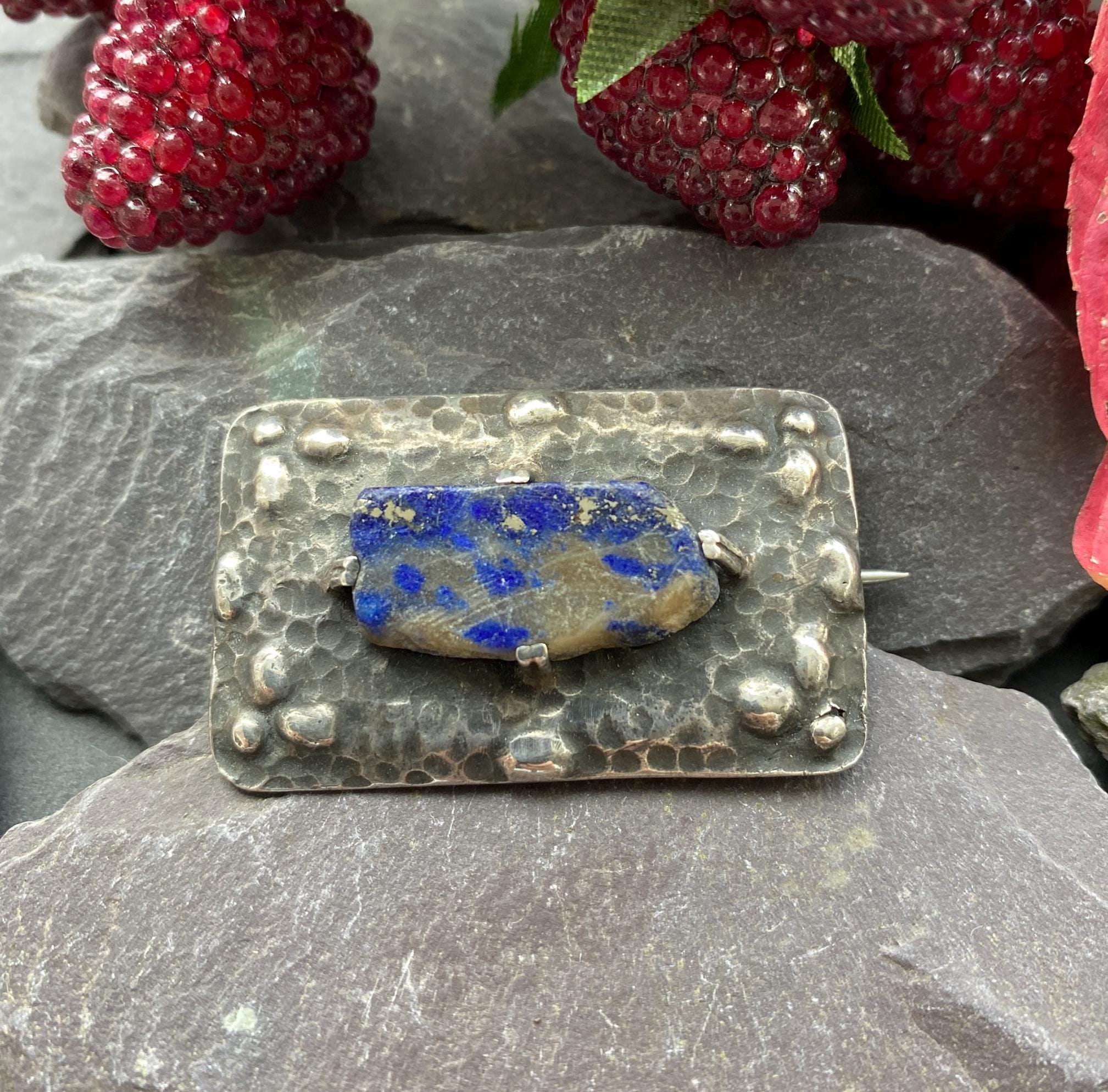 Vintage Arts And Crafts Silver & Lapis Lazuli Brooch.