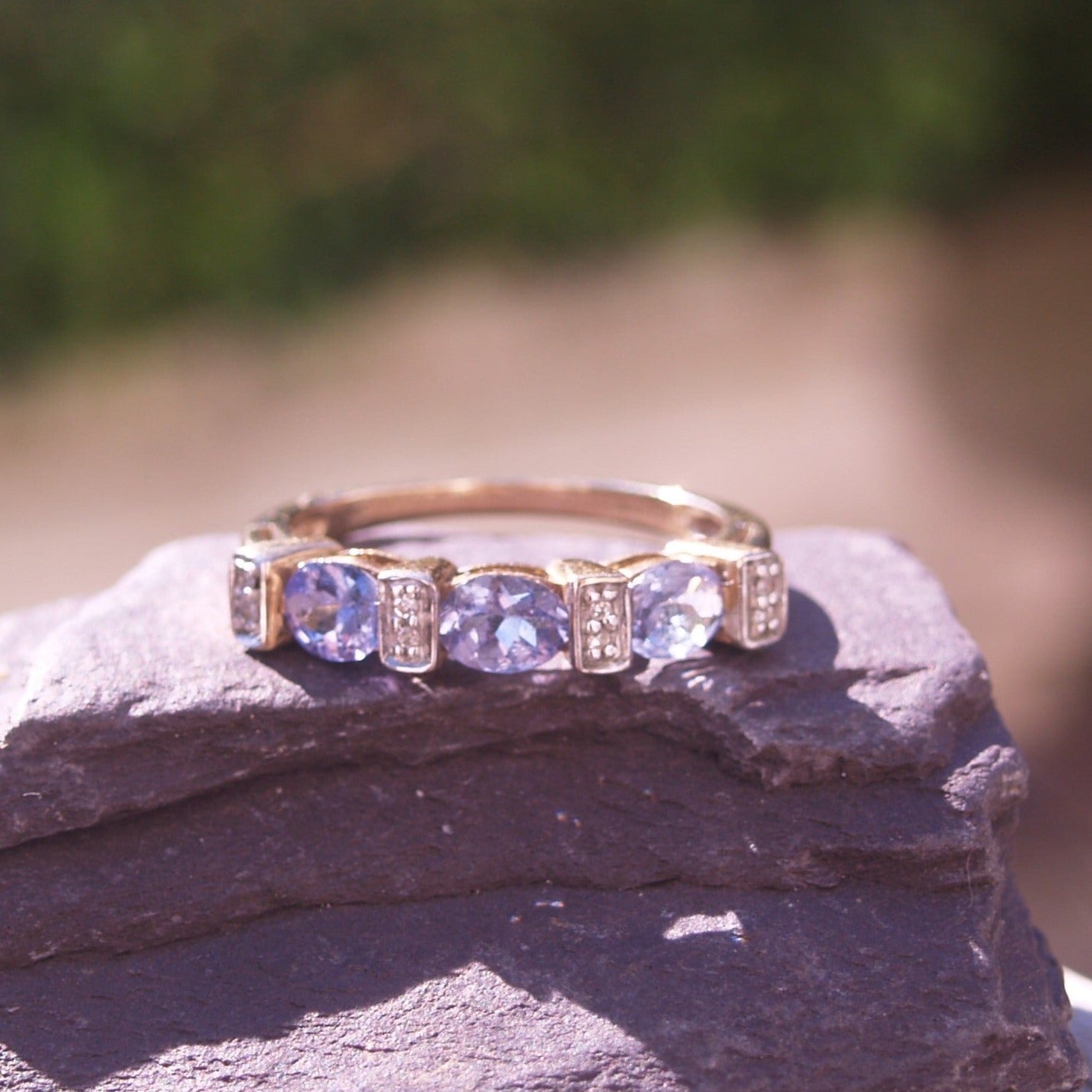 9ct Gold Tanzanite & Diamond Ring Size O or 7 USA.