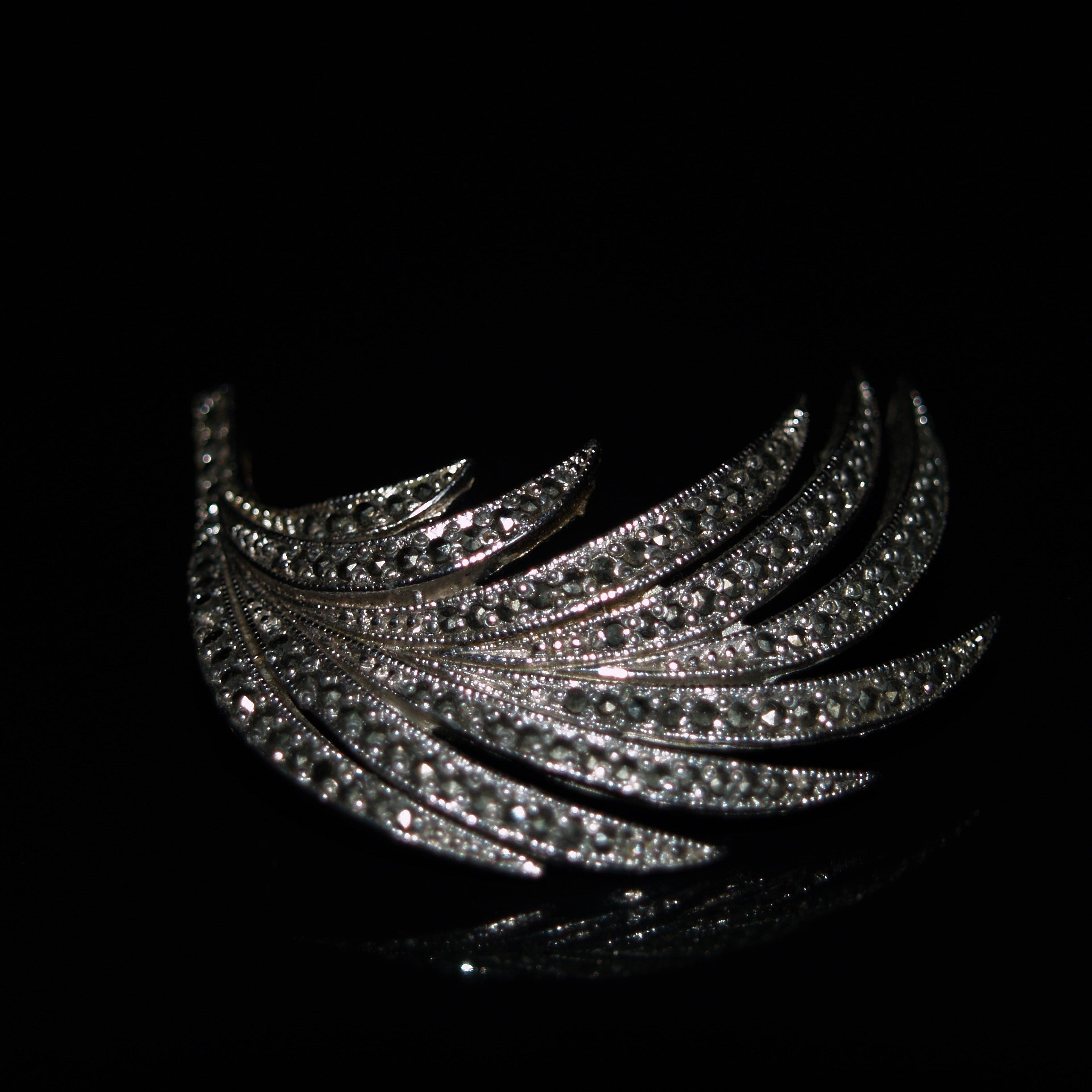 Spinx Chrome Plated Marcasite Feather Brooch.